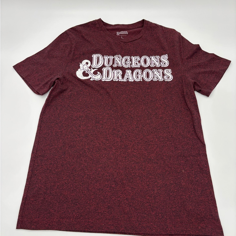 Dungeons & Dragons Logo Graphic T-Shirt – Heather Maroon – Size L